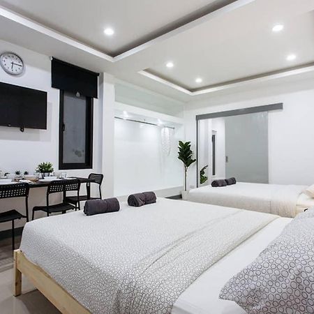 P2 Silom Large 2Beds Full Kitchen Wifi 4-6Pax Apartamento Banguecoque Exterior foto